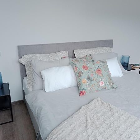 J&Z Apartman 奥洛穆茨 外观 照片