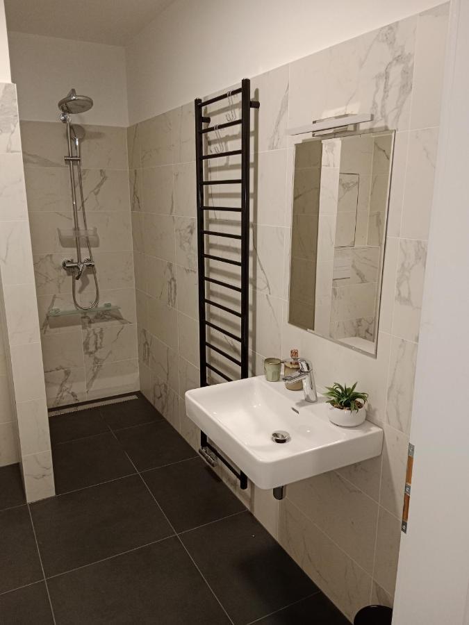 J&Z Apartman 奥洛穆茨 外观 照片