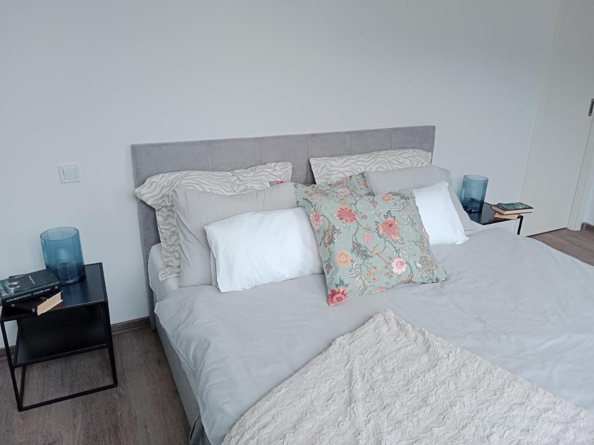 J&Z Apartman 奥洛穆茨 外观 照片