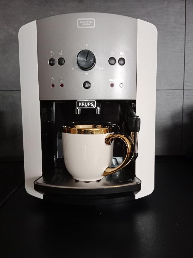 J&Z Apartman 奥洛穆茨 外观 照片